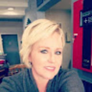 Meet your Posher, Stacy